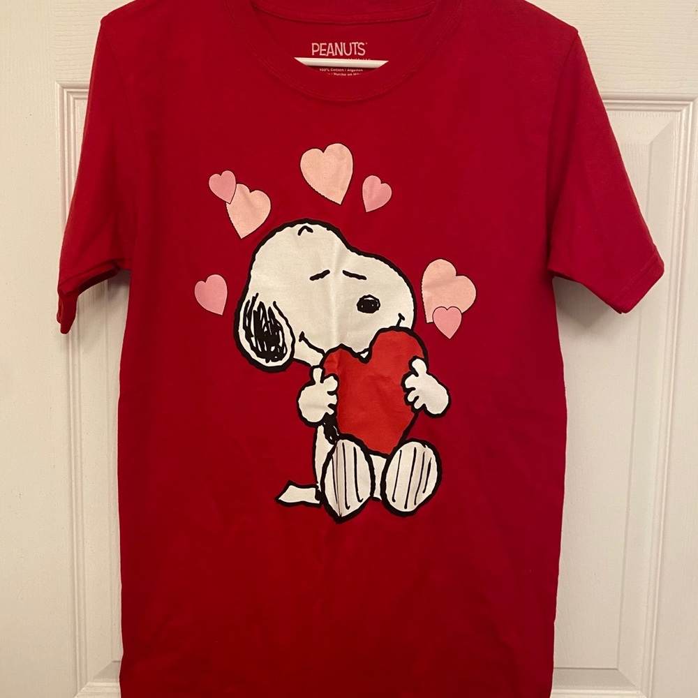 peanuts snoopy tee